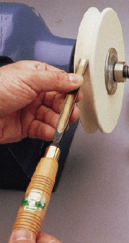 WOODCARVERS FELT WHEEL